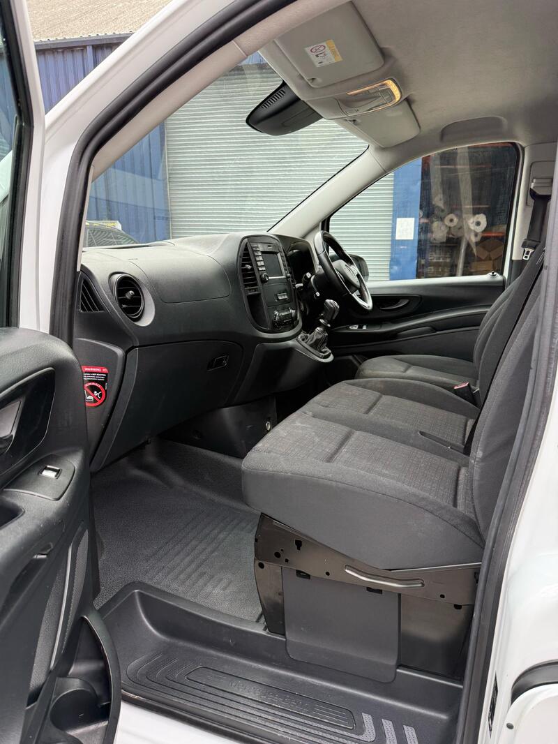 MERCEDES-BENZ VITO
