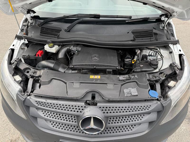 MERCEDES-BENZ VITO