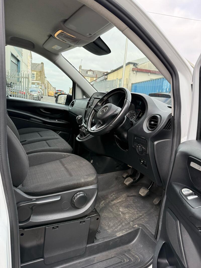 MERCEDES-BENZ VITO