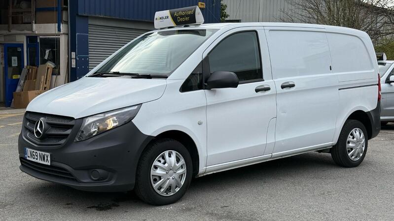 MERCEDES-BENZ VITO