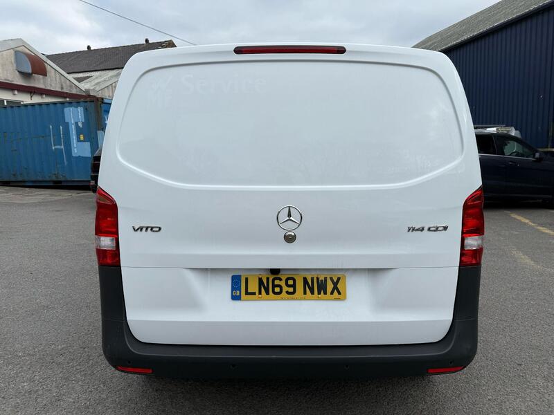 MERCEDES-BENZ VITO