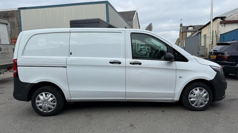 MERCEDES-BENZ VITO