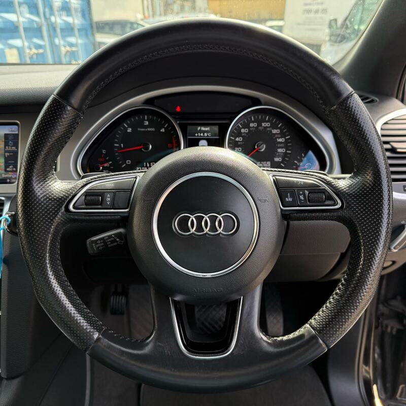 AUDI Q7