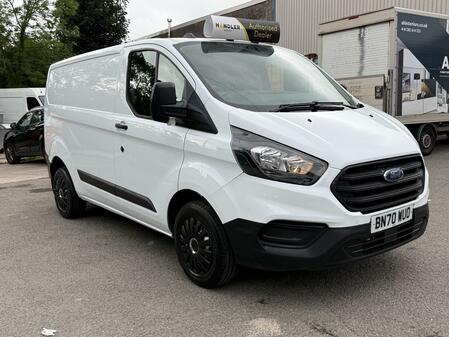 FORD TRANSIT CUSTOM 2.0 300 EcoBlue Leader